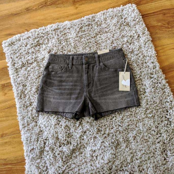 Universal Thread Pants - 🌼NWT Universal Thread Shortie Shorts Size 4/27R